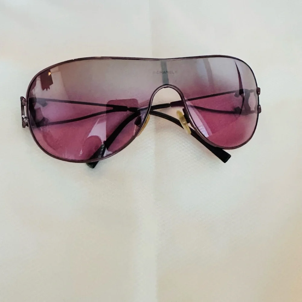 🩷CHANEL Vintage pink/ purple Sunglasses - Picture 8 of 12